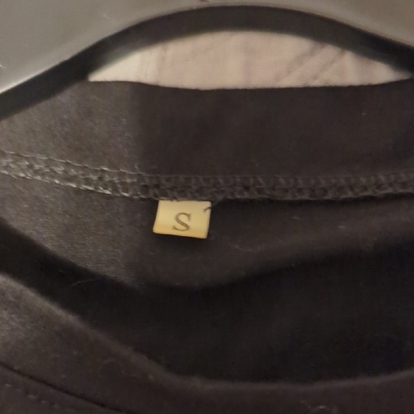 Guns N Roses Black Crop Top - Picture 3 of 7